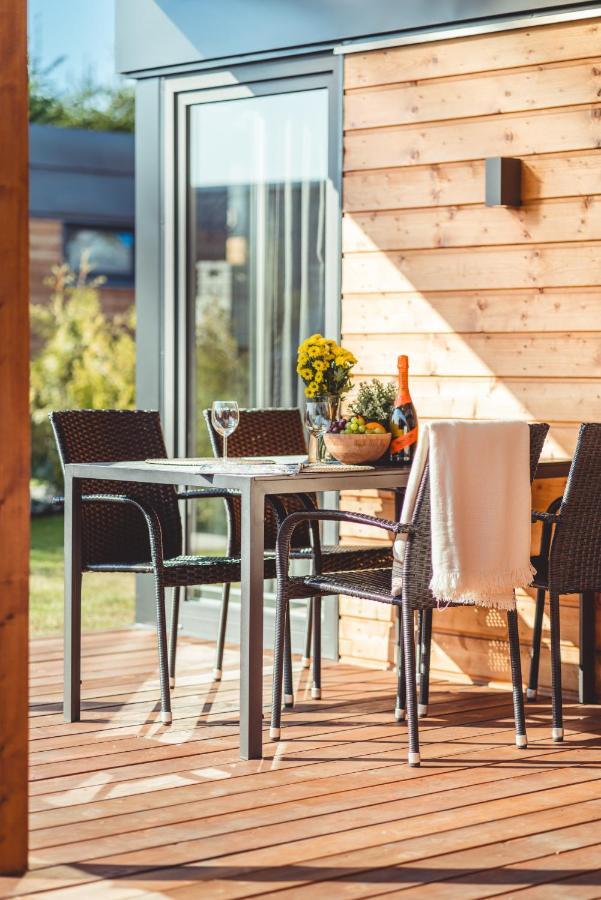 Rresort - Domki Z Krytym I Podgrzewanym Basenem, Sauna, Wifi, Parking W Cenie! Реваль Экстерьер фото